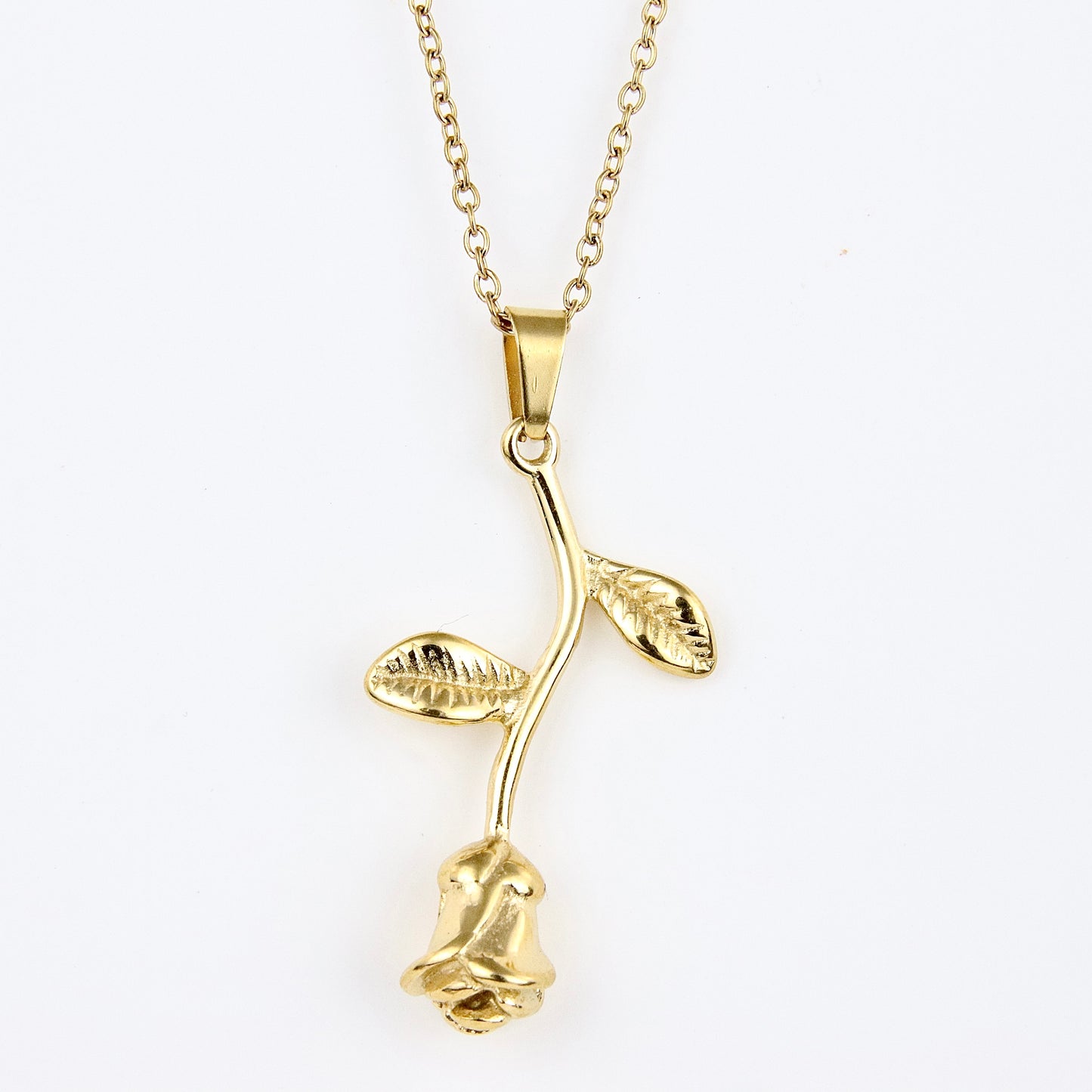 Ciondolo con rosa dorata