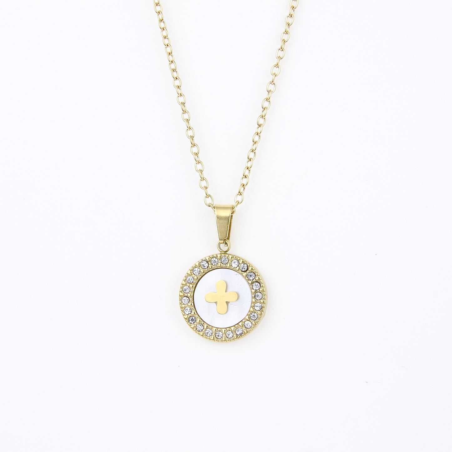 Ciondolo rotondo con la croce