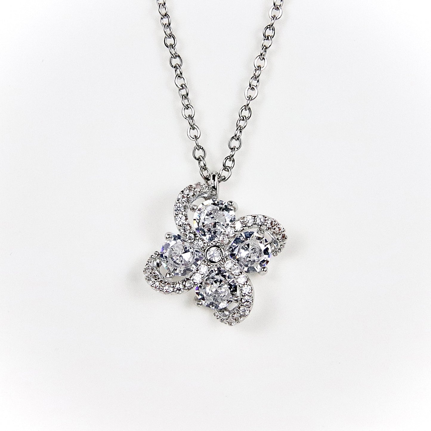 Ciondolo Quandrifolio Cristallino portafortuna