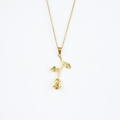 Ciondolo con rosa dorata