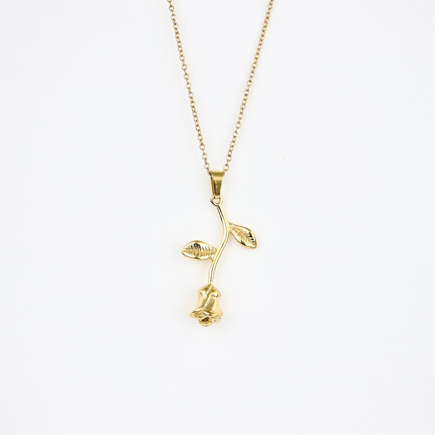 Ciondolo con rosa dorata