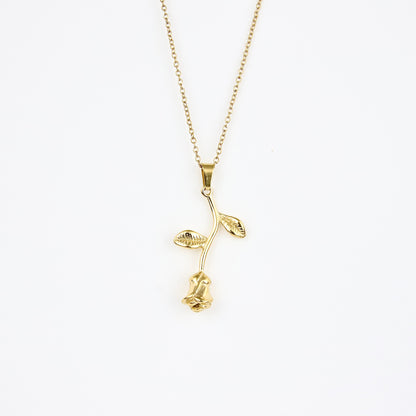 Ciondolo con rosa dorata