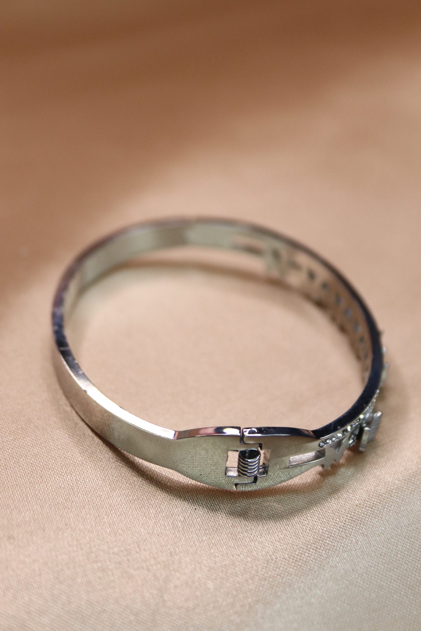 Bracciale a farfalle