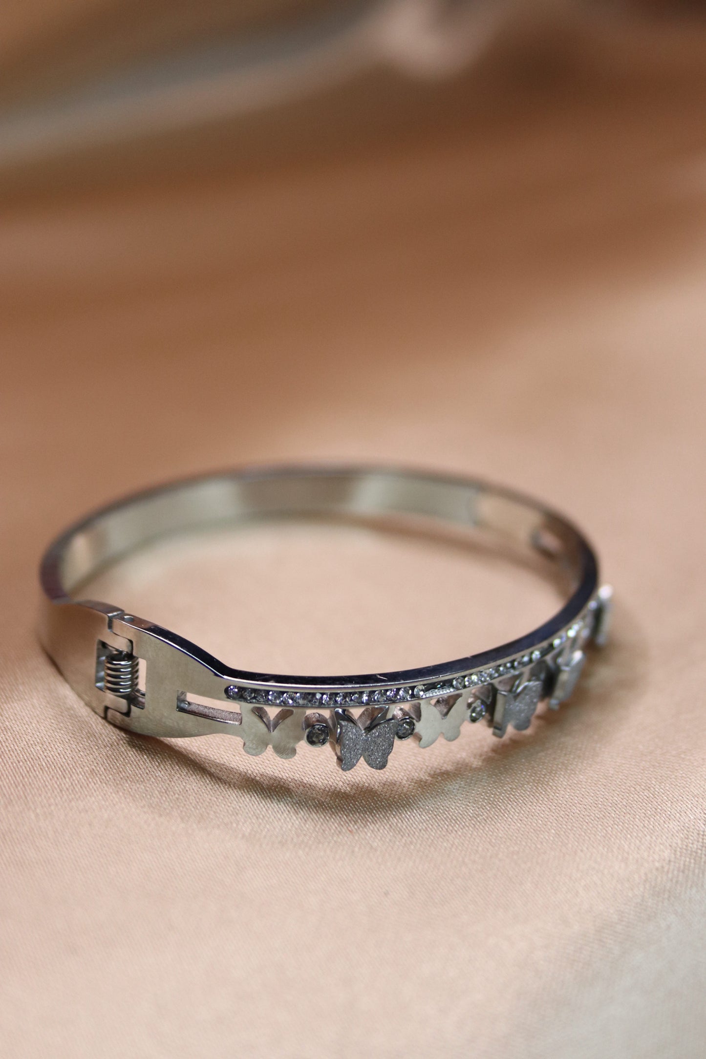 Bracciale a farfalle