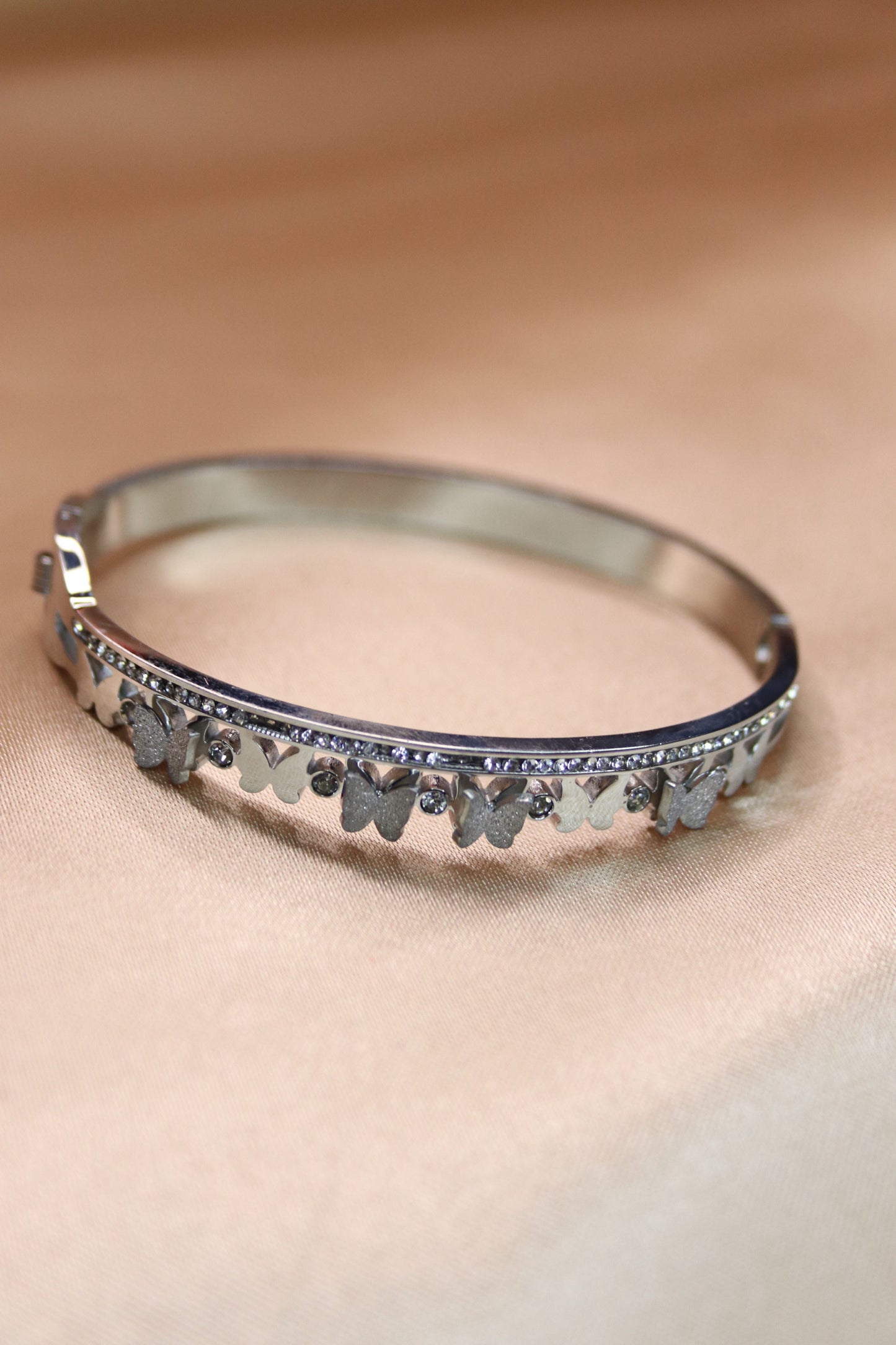 Bracciale a farfalle