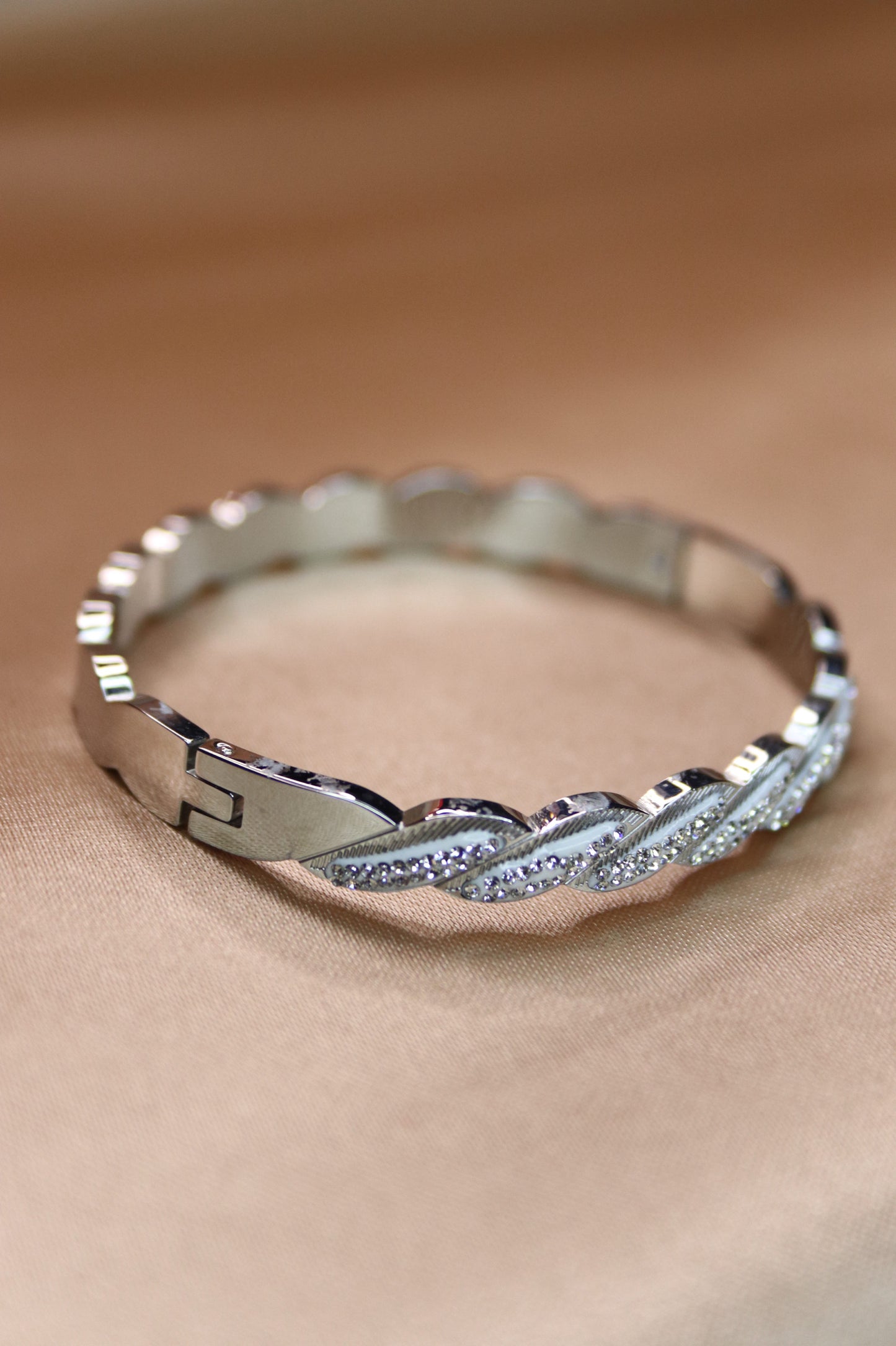 Bracciale con diamanti 3